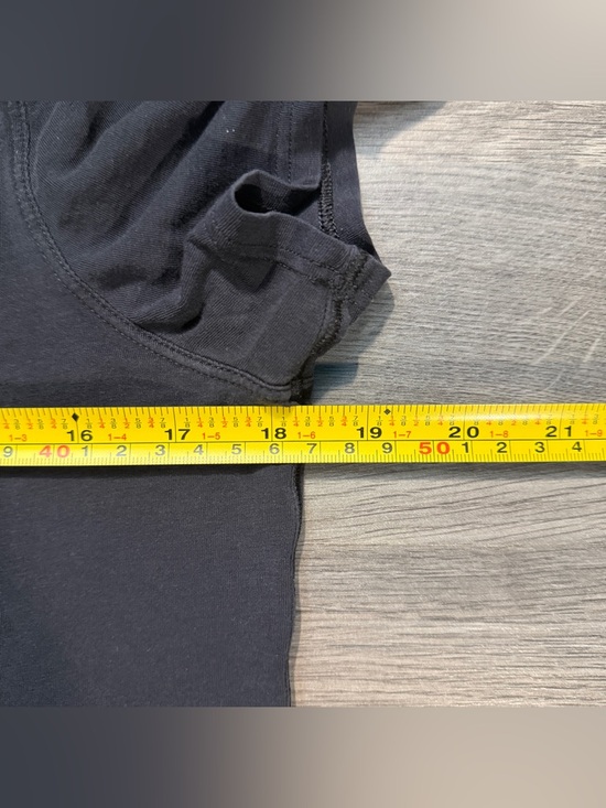 Lululemon Women's Love Crew T-Shirt - Black - Picture 4 of 5